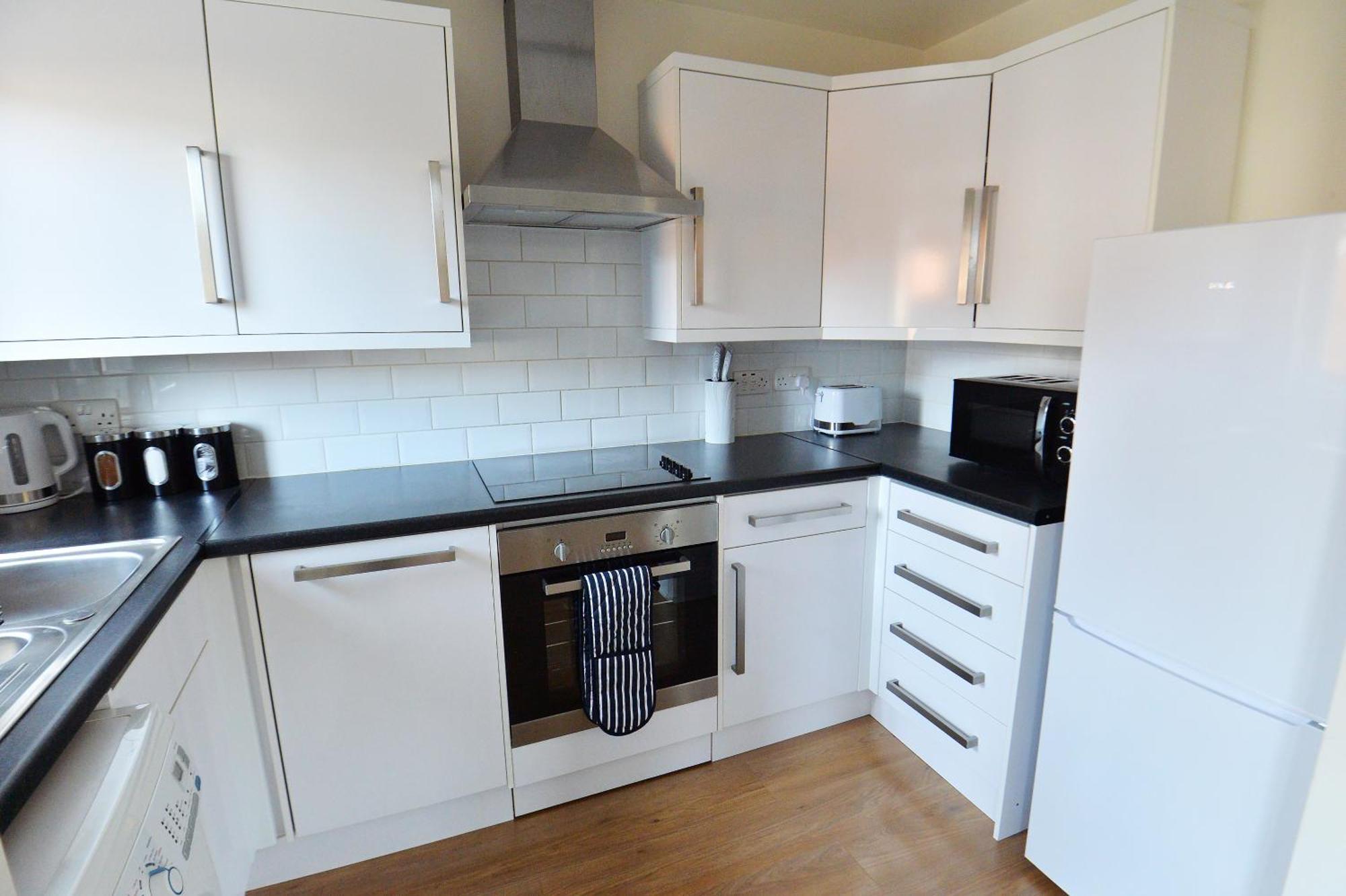 Stylish 2Br Flat - 2 Free Parking Spaces - Near Lgw Airport Κρόουλι Εξωτερικό φωτογραφία